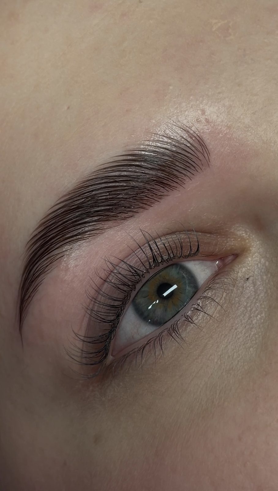 Hello. beauty club — laminacja brwi — efekt, Kraków Prokocim